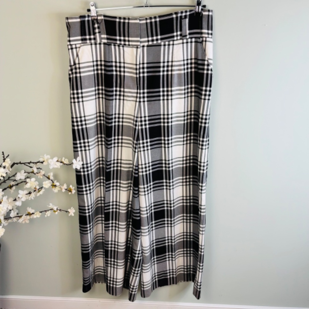 New York and Company Gabrielle Union Wide Leg Pant Size 20 - Picture 2 of 5